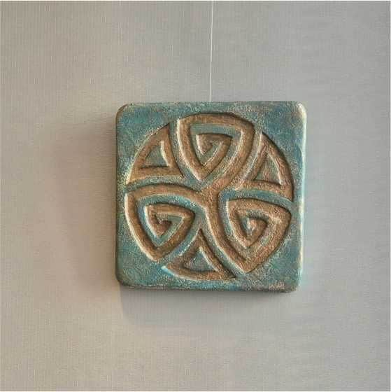 The Celtic Connection – Triskelion Ser patine